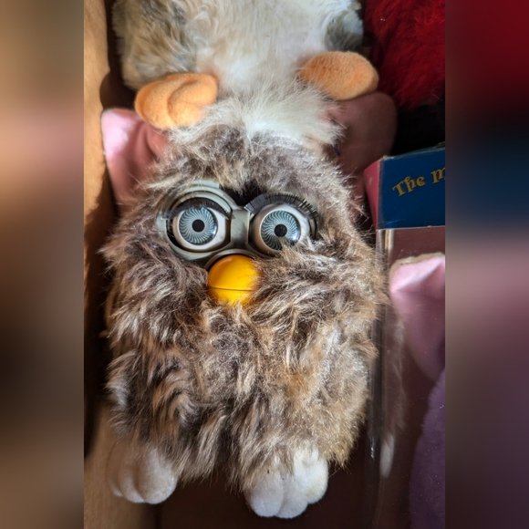 Furby Limited Edition Bundle Vintage Toys 1998 1st Gen 1999 2ndGen Christmas NWT - Picture 3 of 16